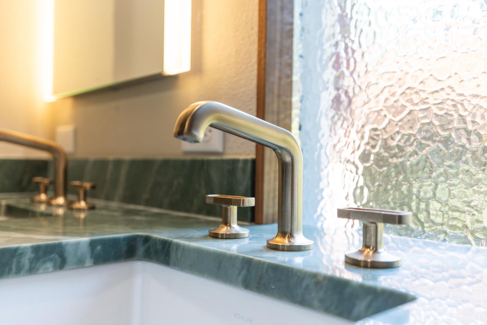 Primary-Bath-02-IMG_2285