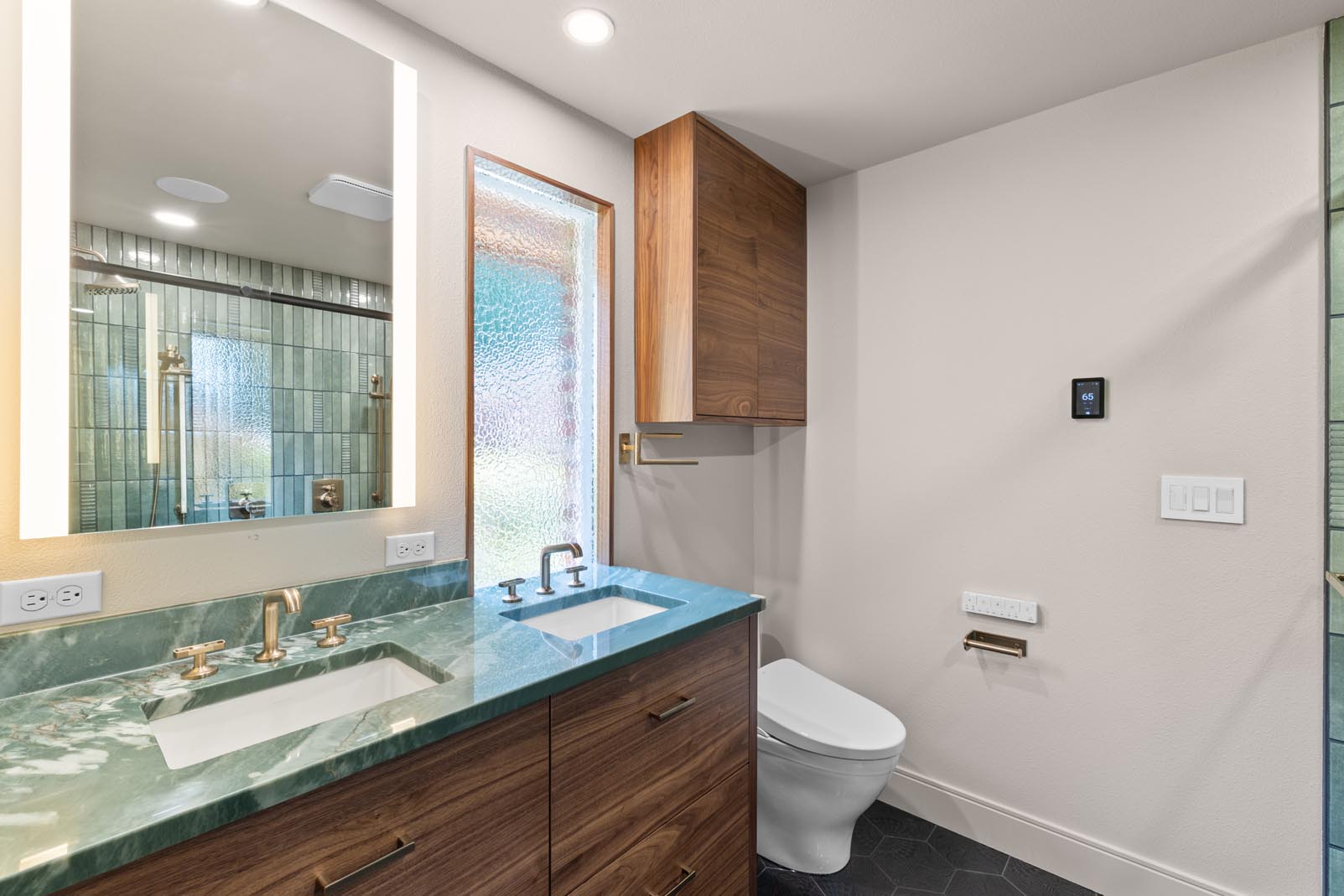 Primary-Bath-05-IMG_2249