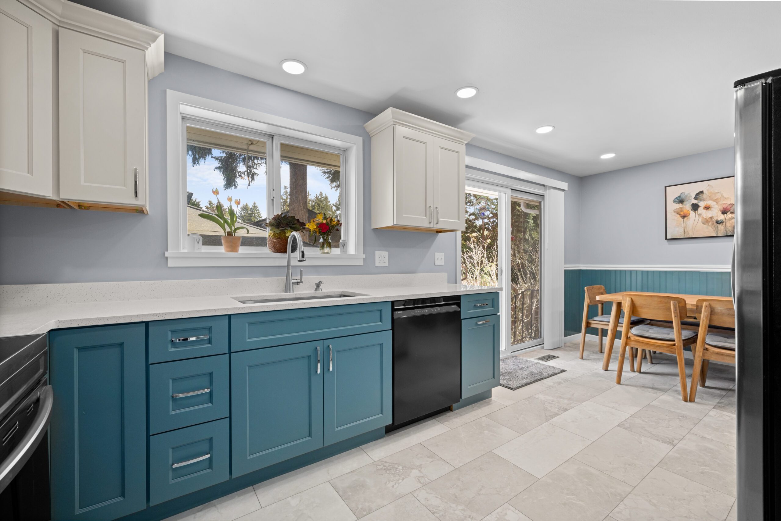 Bright Coastal Charm project